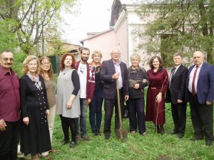 31069041_2070736483203733_6760217823131205632_n