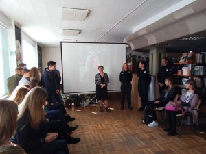 43422158_720953494905359_8531900650299064320_n