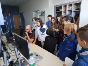 44273444_2001361830162957_852251623265665024_n